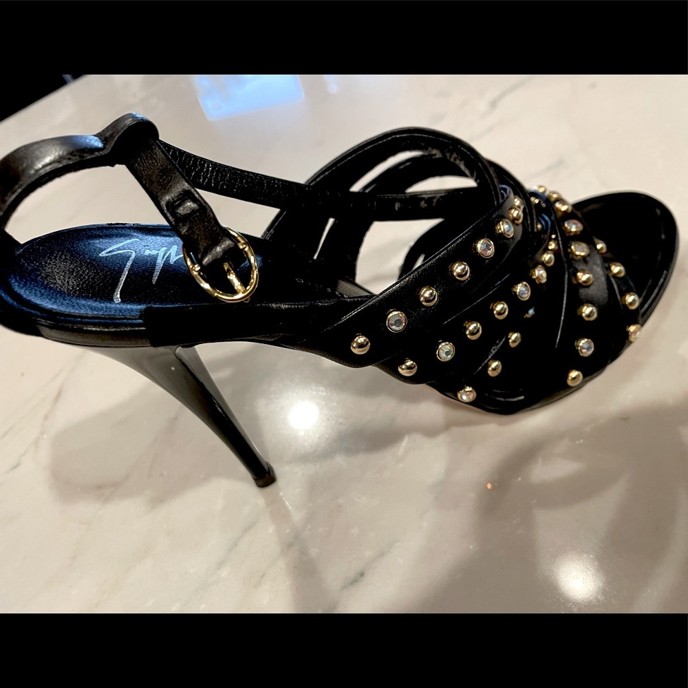 Giuseppe Zanotti black strappy heel